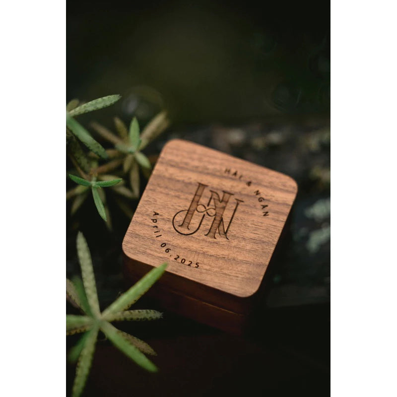 [Ready Stock] Personalized Wooden Ring Box – Engraved with Bride & Groom’s Names – Wedding Engagement Proposal Decor
